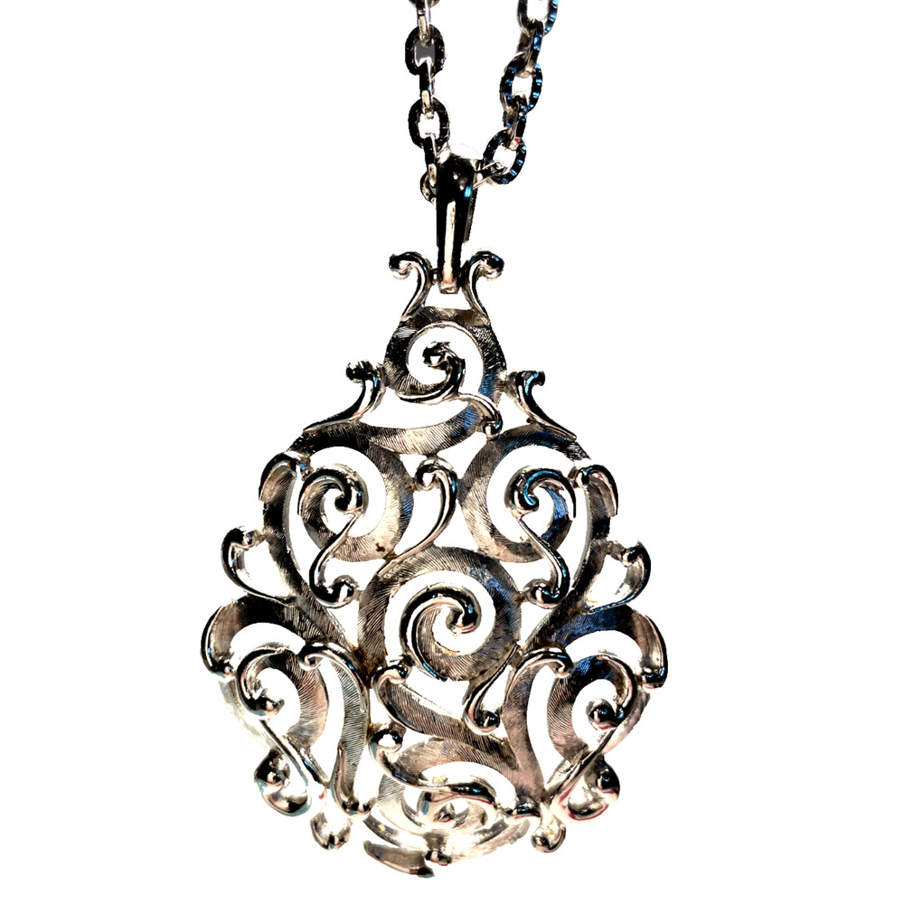 Vintage signed large Crown Trifari‎ Scrolling necklace platinum-toned art Boho